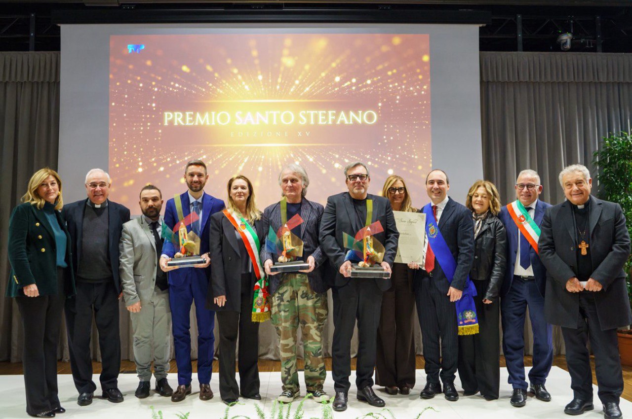 Macoev wins the Santo Stefano Award